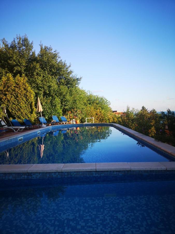 Complex Karia IV Apartment Kavarna Bagian luar foto