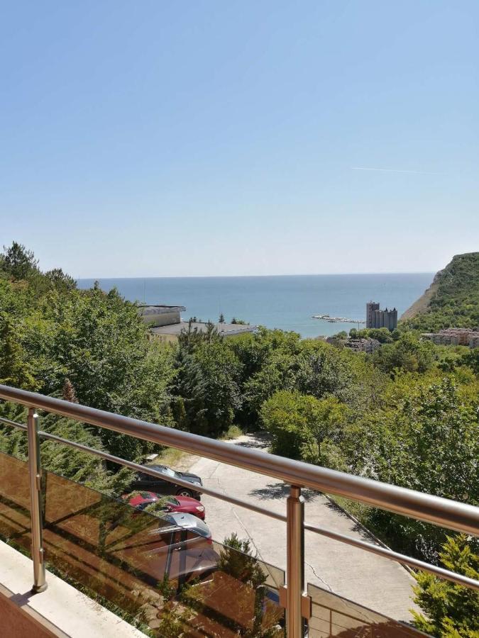 Complex Karia IV Apartment Kavarna Bagian luar foto