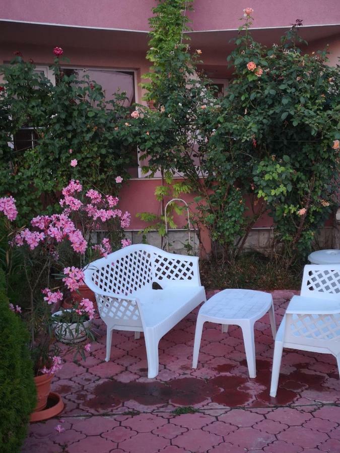 Complex Karia IV Apartment Kavarna Bagian luar foto